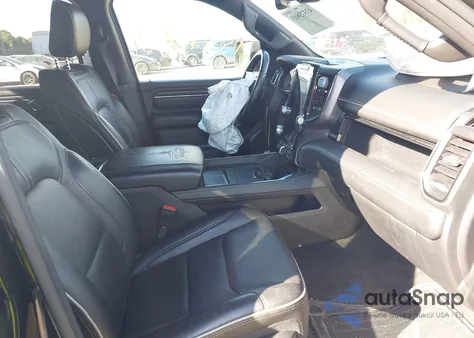 2022 Ram 1500 из США, поврежденный, VIN 1C6SRFHT3NN119355